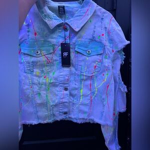 Women’s size 3x paint splatter distressed jacket NWT
